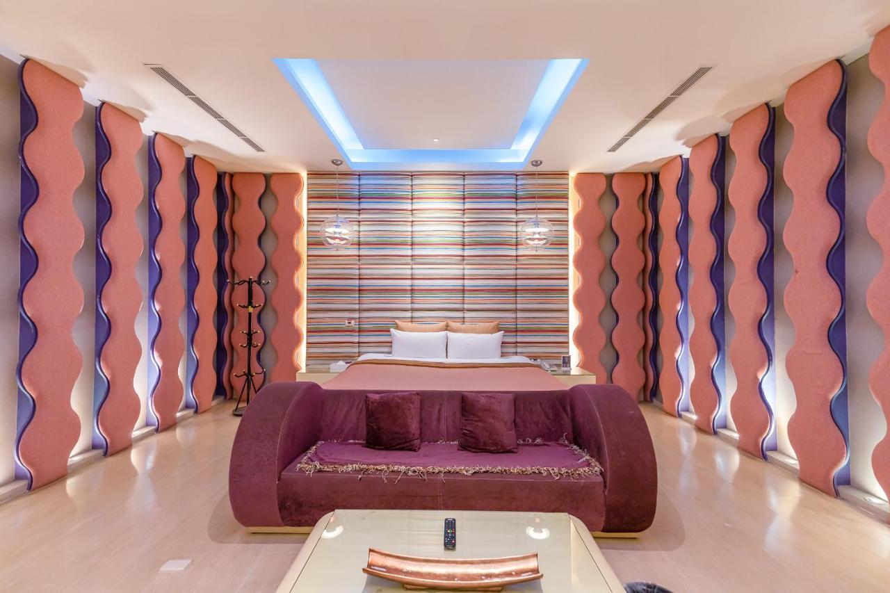 Vogue Boutique Motel Yangmei Exterior foto