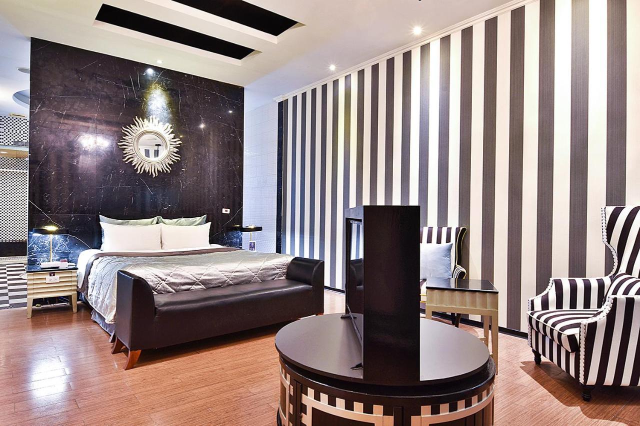 Vogue Boutique Motel Yangmei Exterior foto